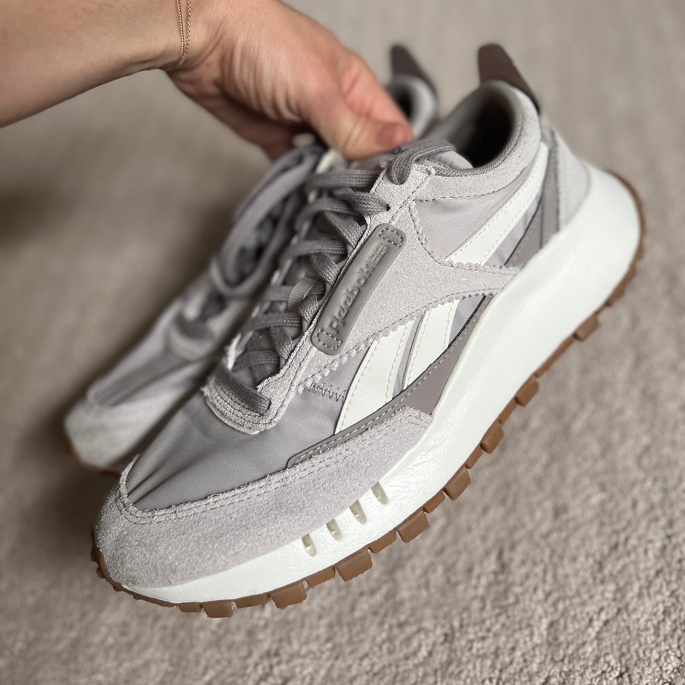 Reebok Classics Classic Legacy sneakers in khaki / grey 6.5